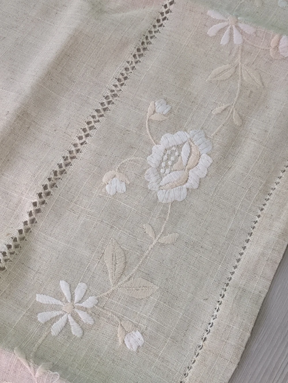 Beautiful vintage table linen set featuring one embroidered square tablecloth an